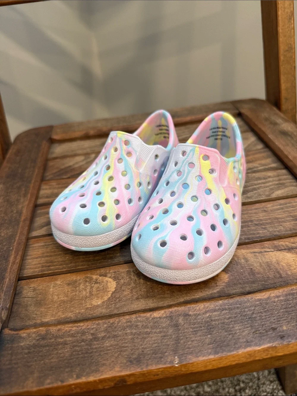 Cat & Jack Pastel Tie-Dye Slip-On Water Shoes - Pink, Blue, Yellow Size 5 New